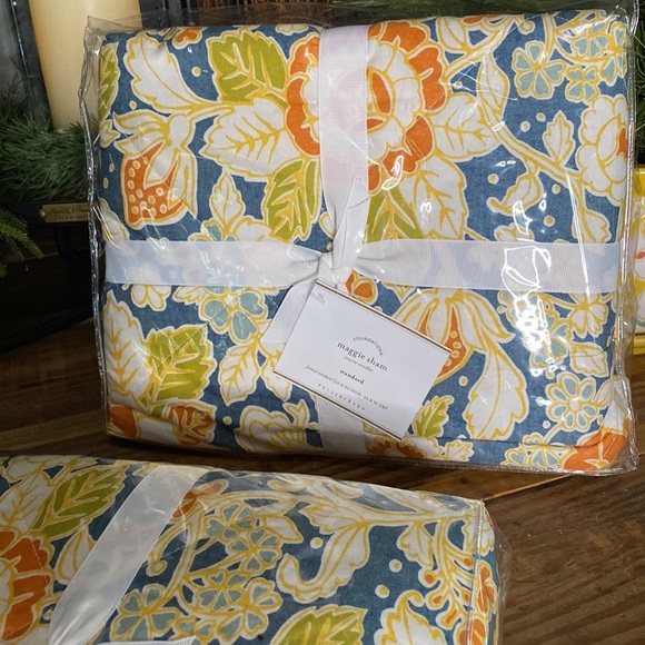 Pottery Barn Maggie Floral Batted Side Tie Standard Shams - Set of two - Picture 3 of 16